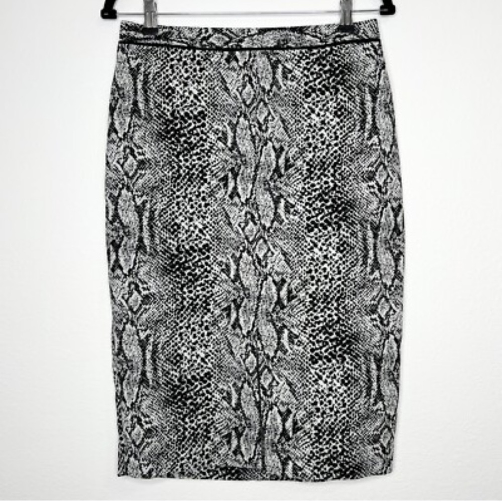 Monochrome Snake Print Pencil Skirt